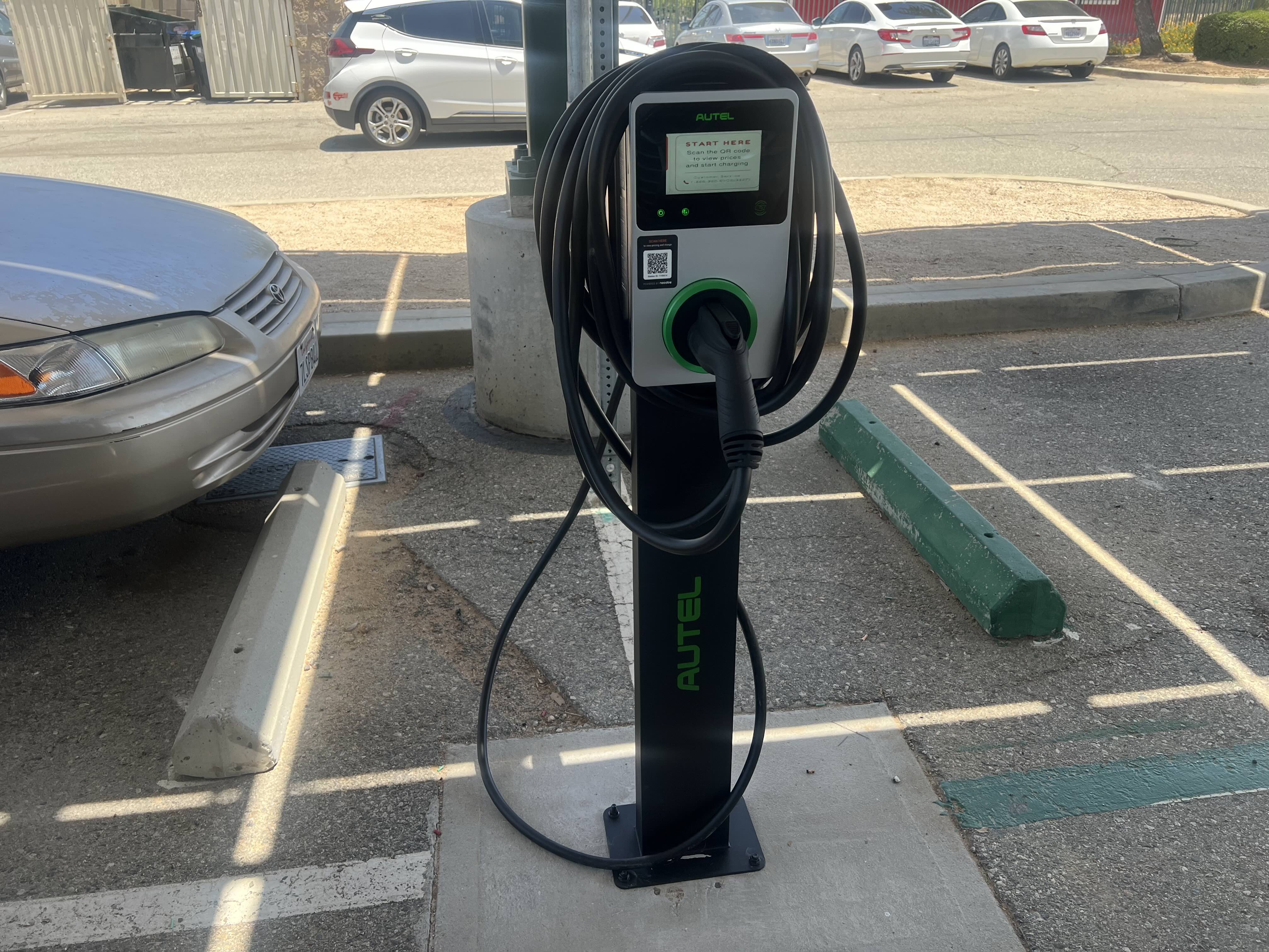 EV charging station at Palmdale Oasis Park