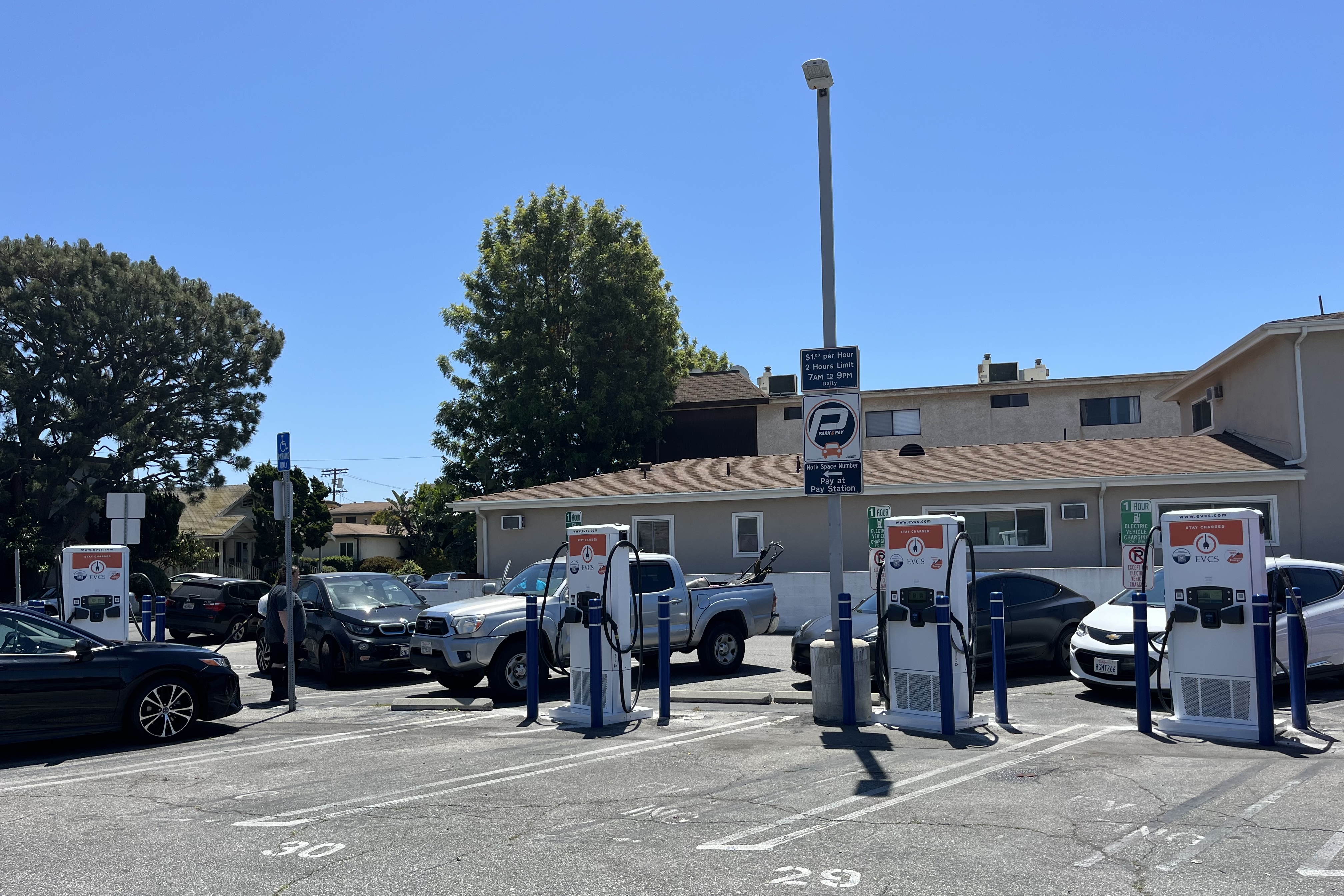 EV charging station at City of Los Angeles Lot 656