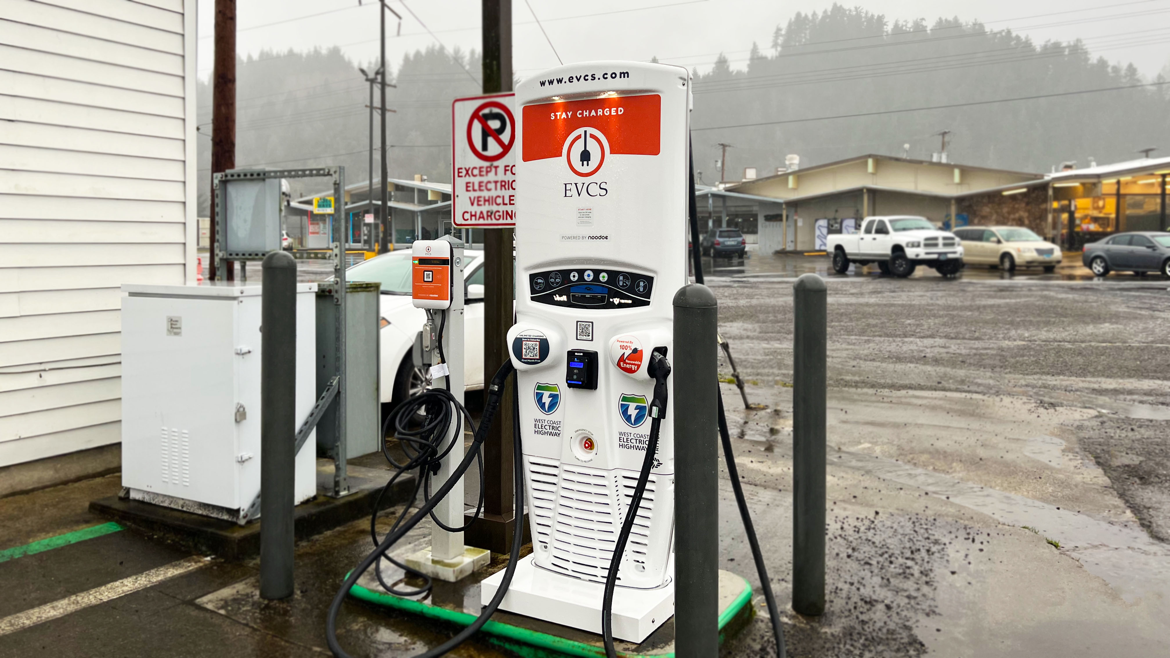 EV charging station at Recreation Station - Reedsport
