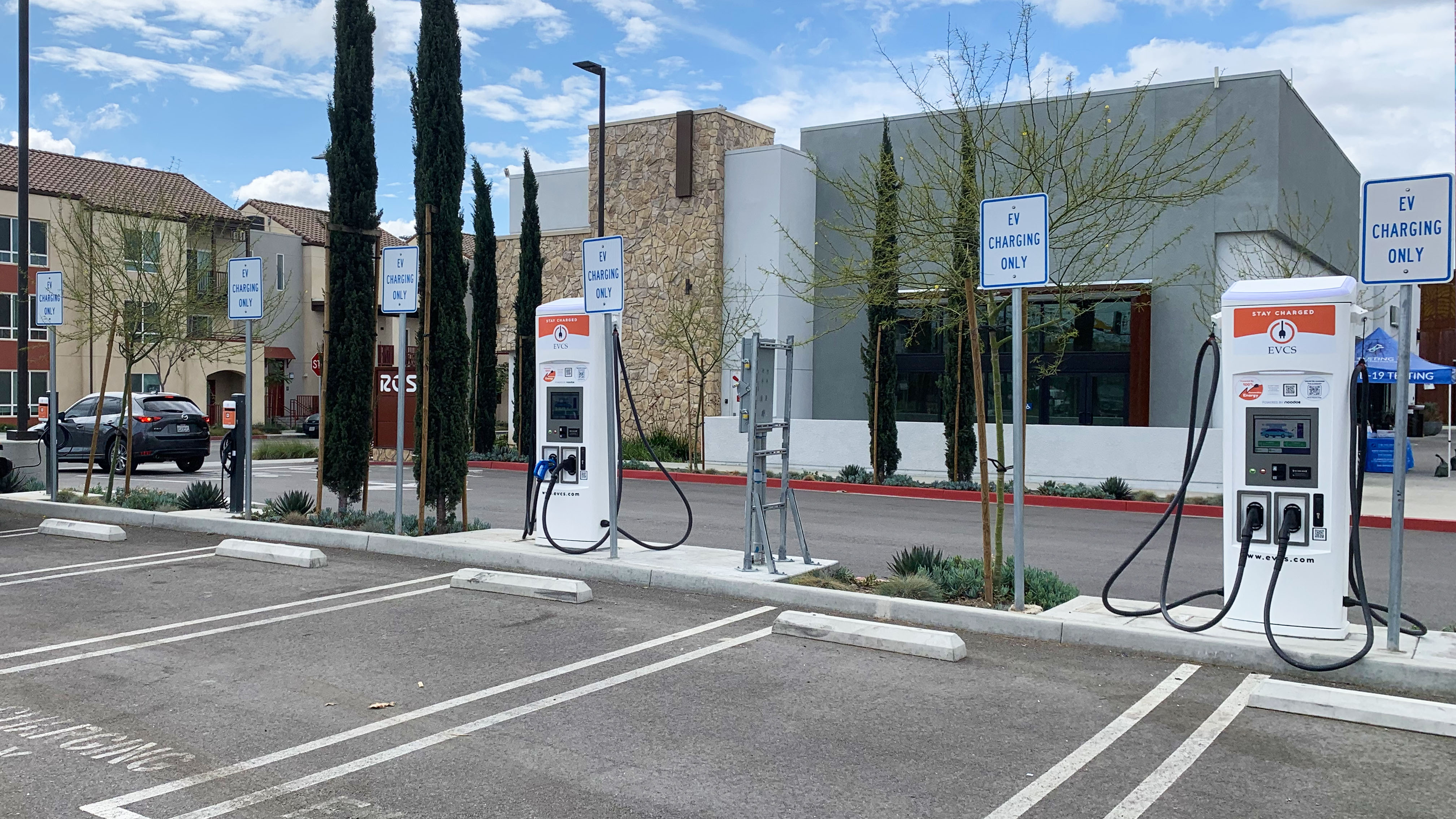EV charging station at Freedom Plaza - Los Angeles