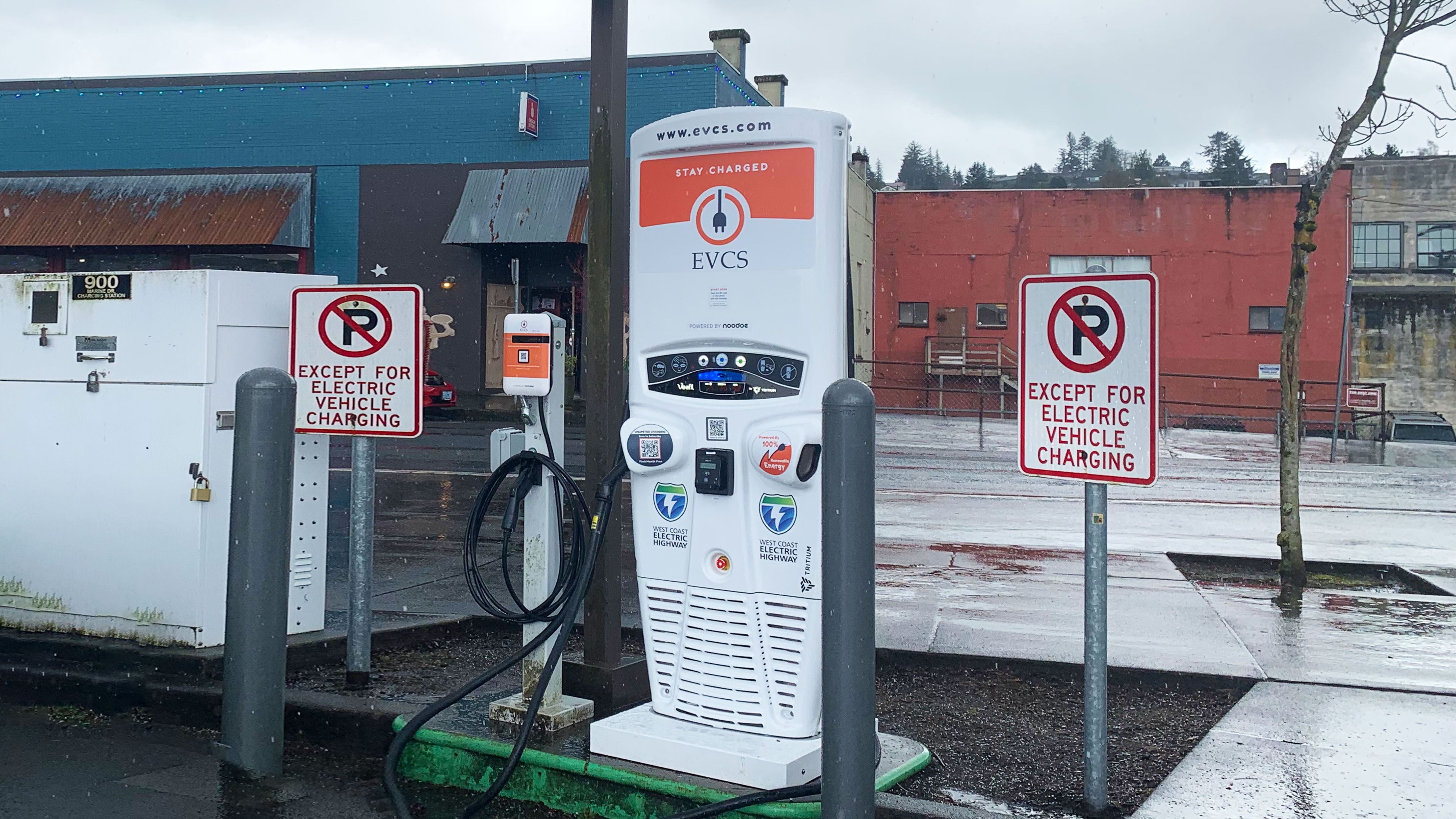 EV charging station at Transit Center Parking - Astoria