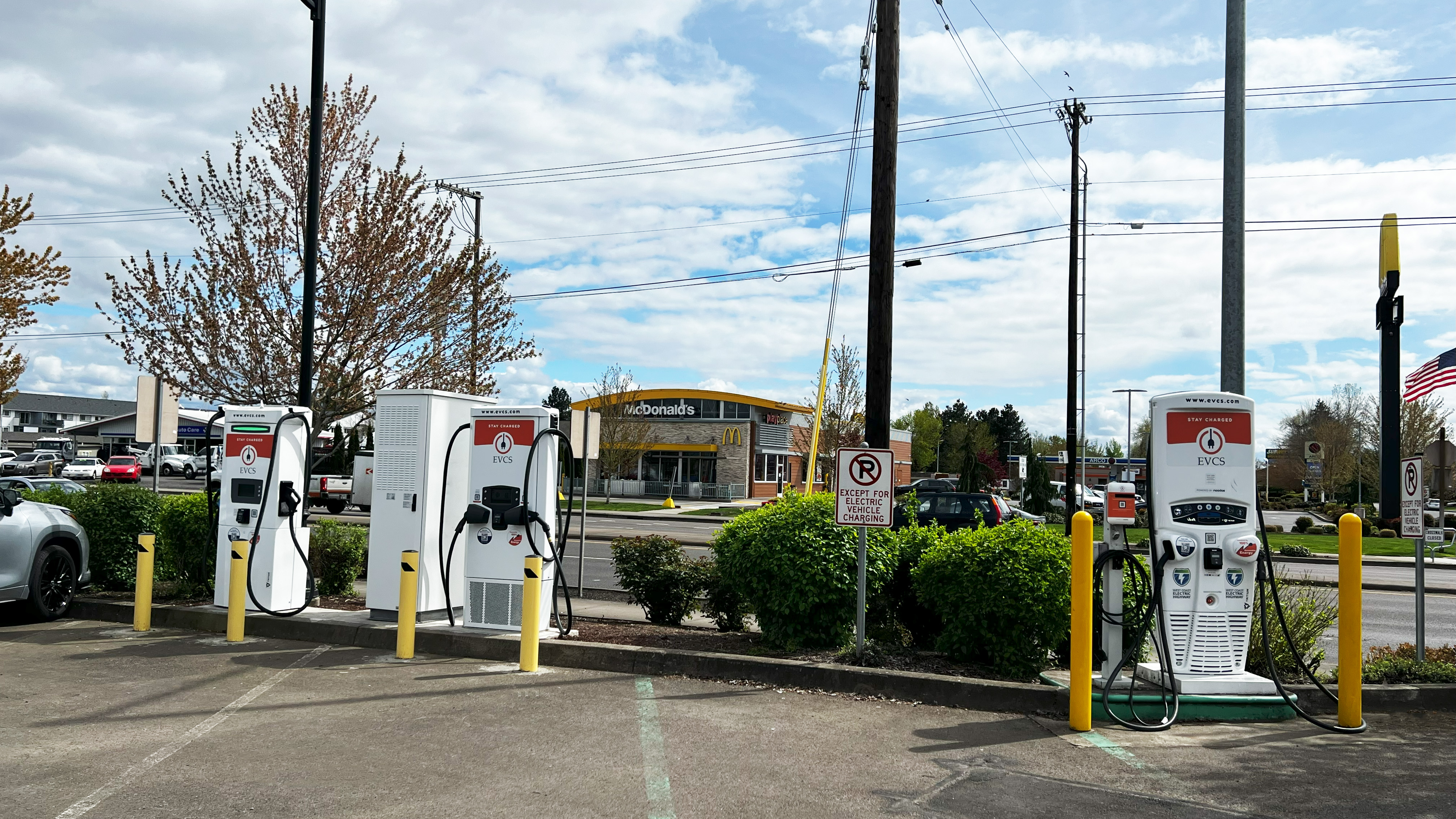 EV charging station at Memorial Park and Ride - Woodburn