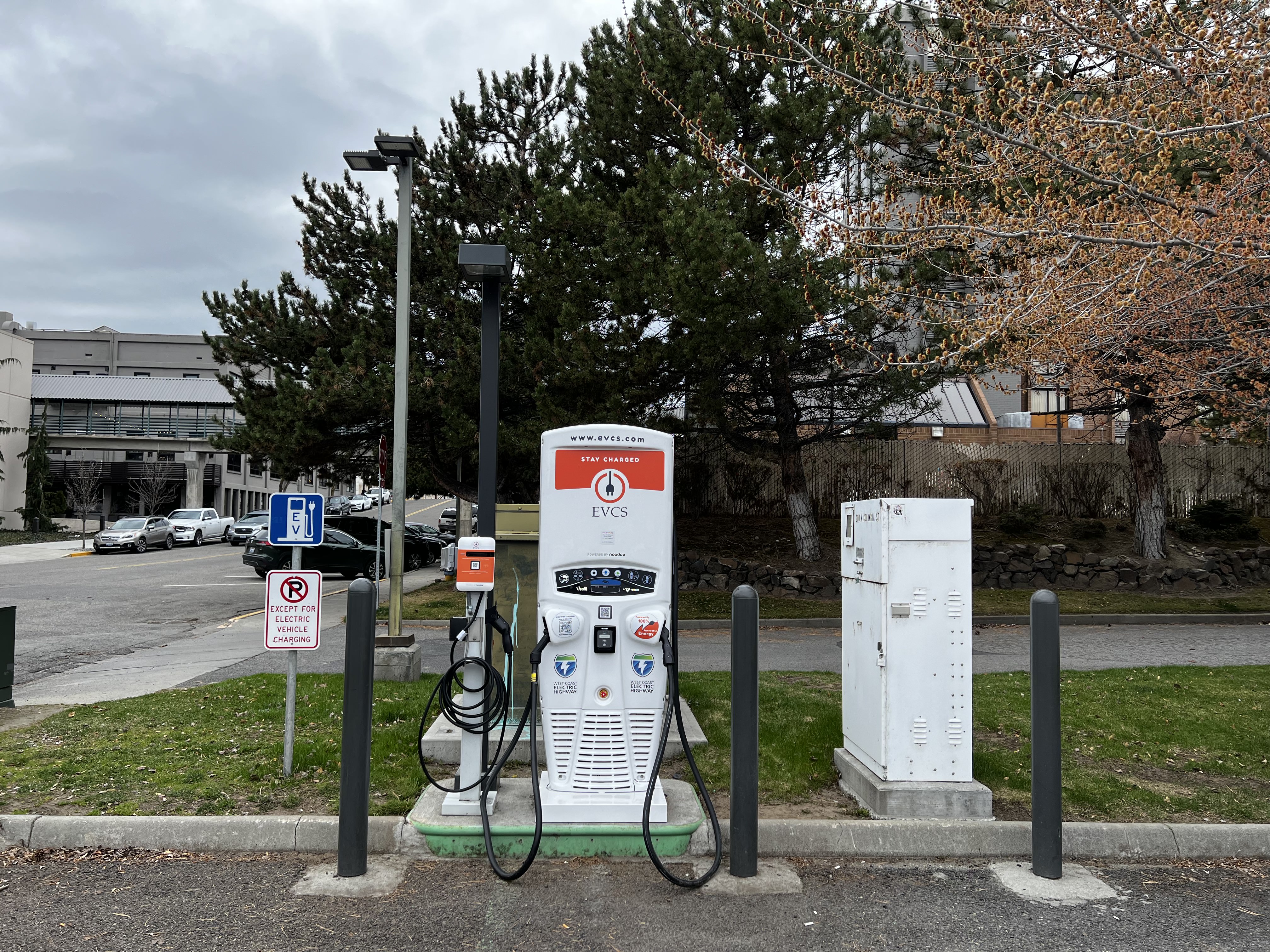 EV charging station at Columbia Street Public Parking - Wenatchee
