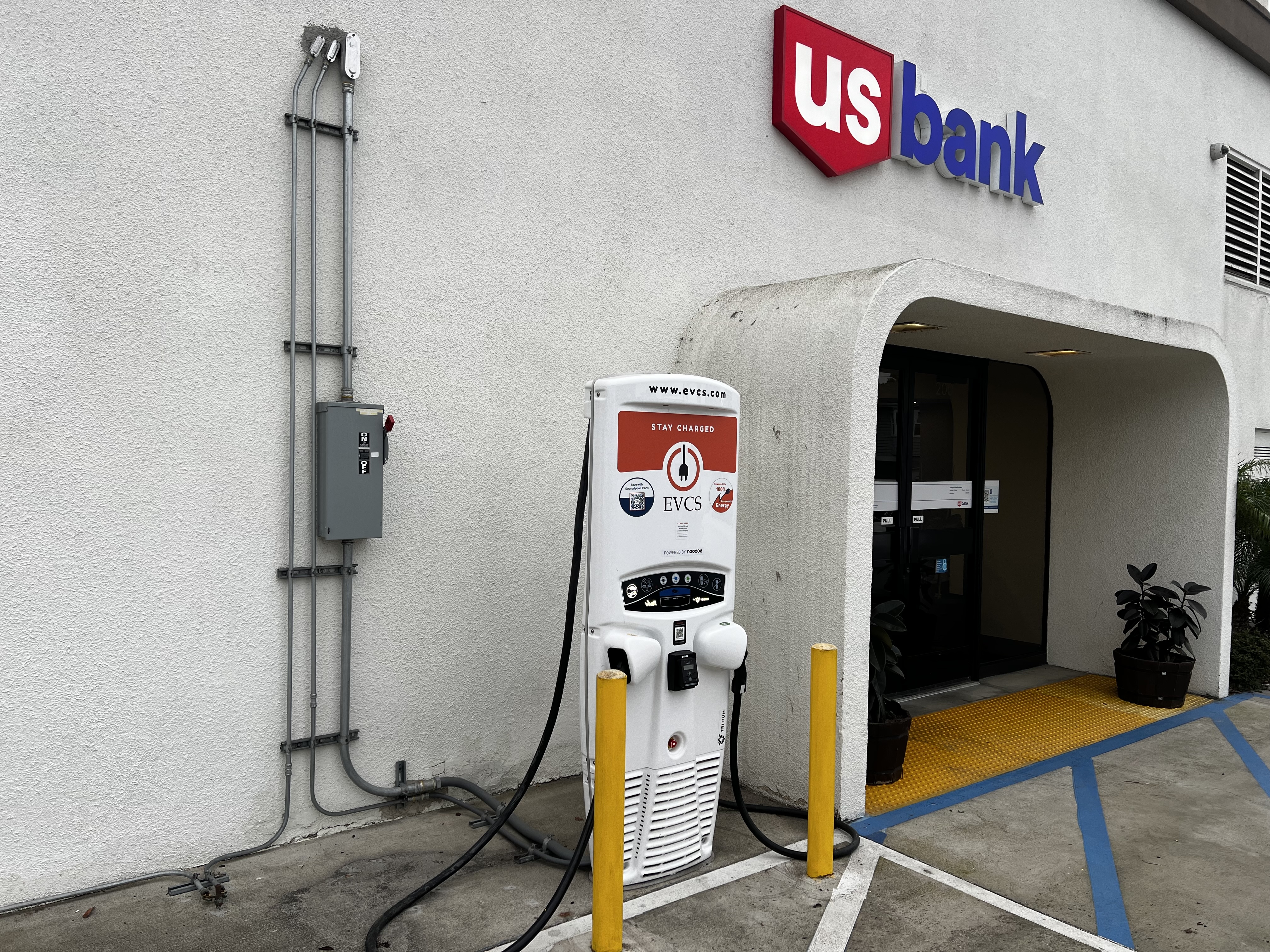 EV charging station at US Bank Encinitas