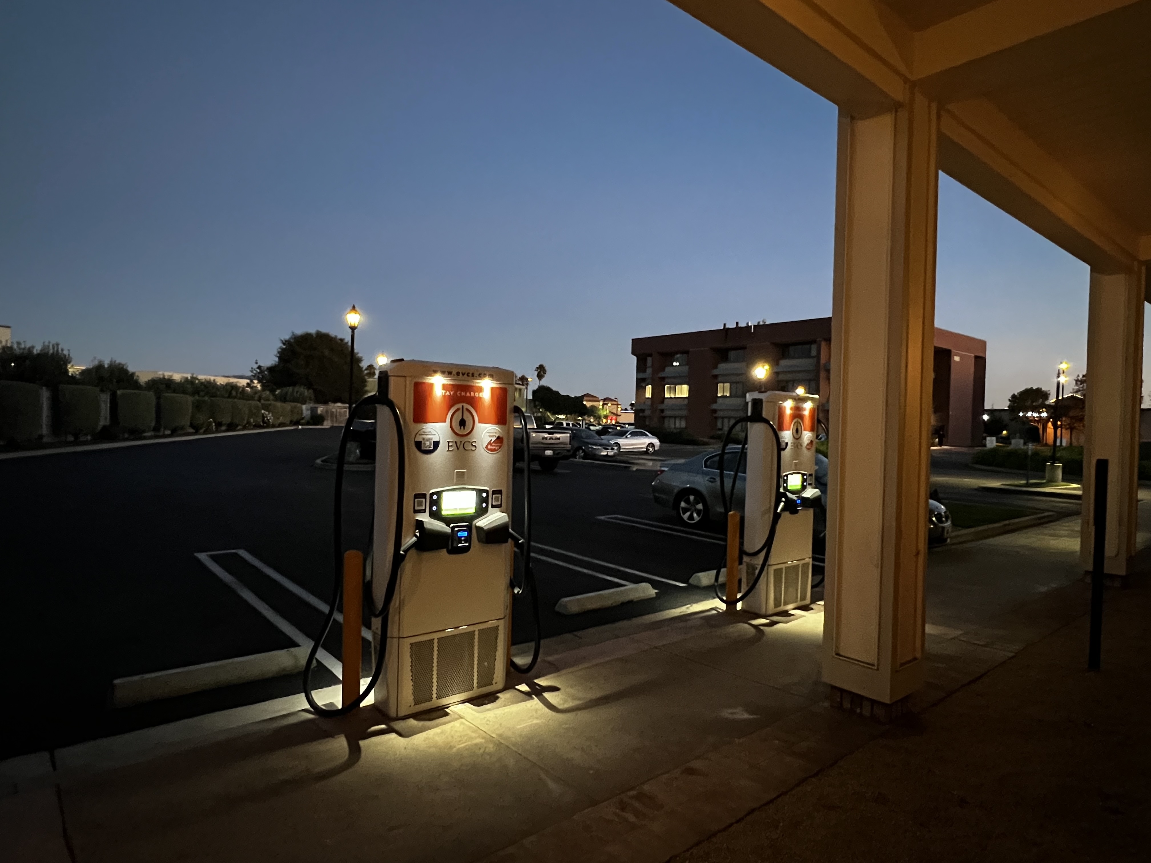 EV charging station at US Bank Salinas 1890